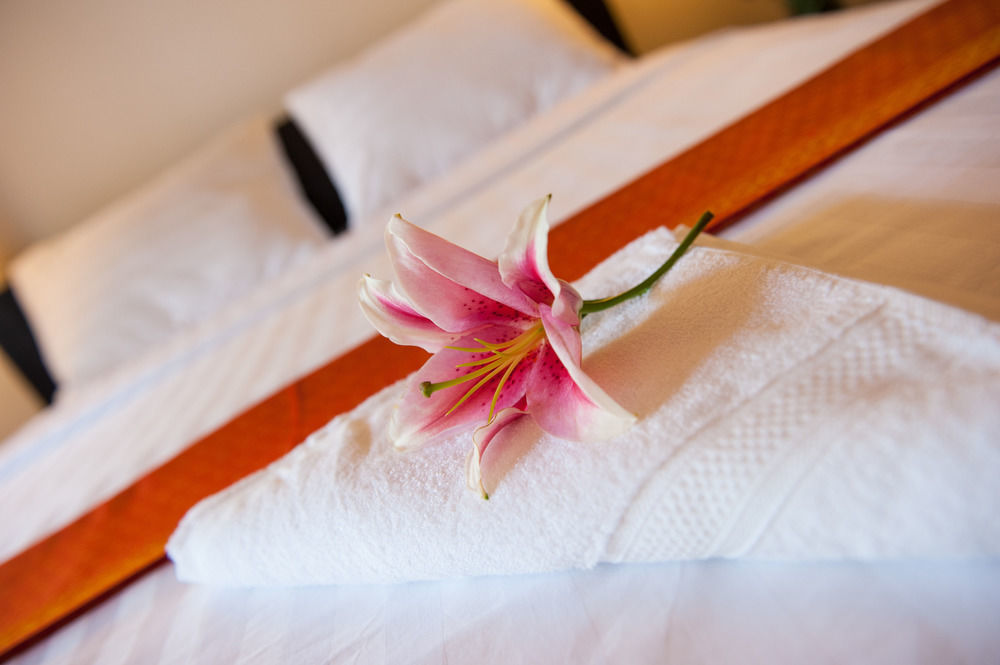 Villa Silk Road Hotel Phnom Penh Ngoại thất bức ảnh