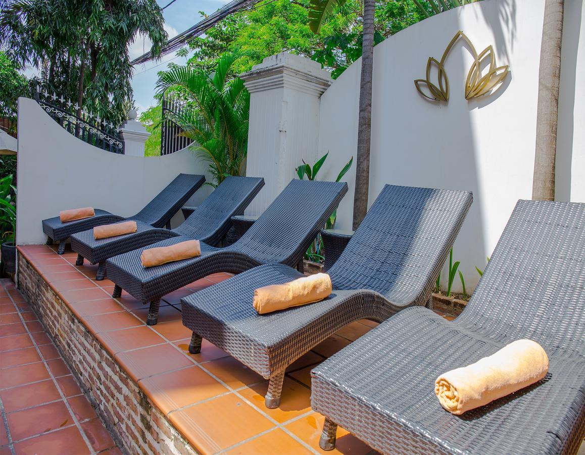 Villa Silk Road Hotel Phnom Penh Ngoại thất bức ảnh